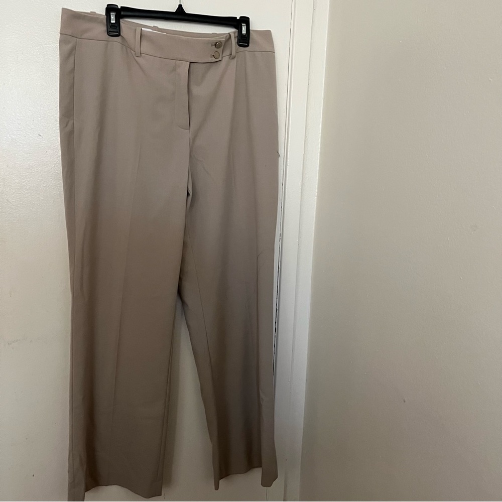 Calvin Klein Invisible Curvy Fit Solutions Pants NWOT Size 14